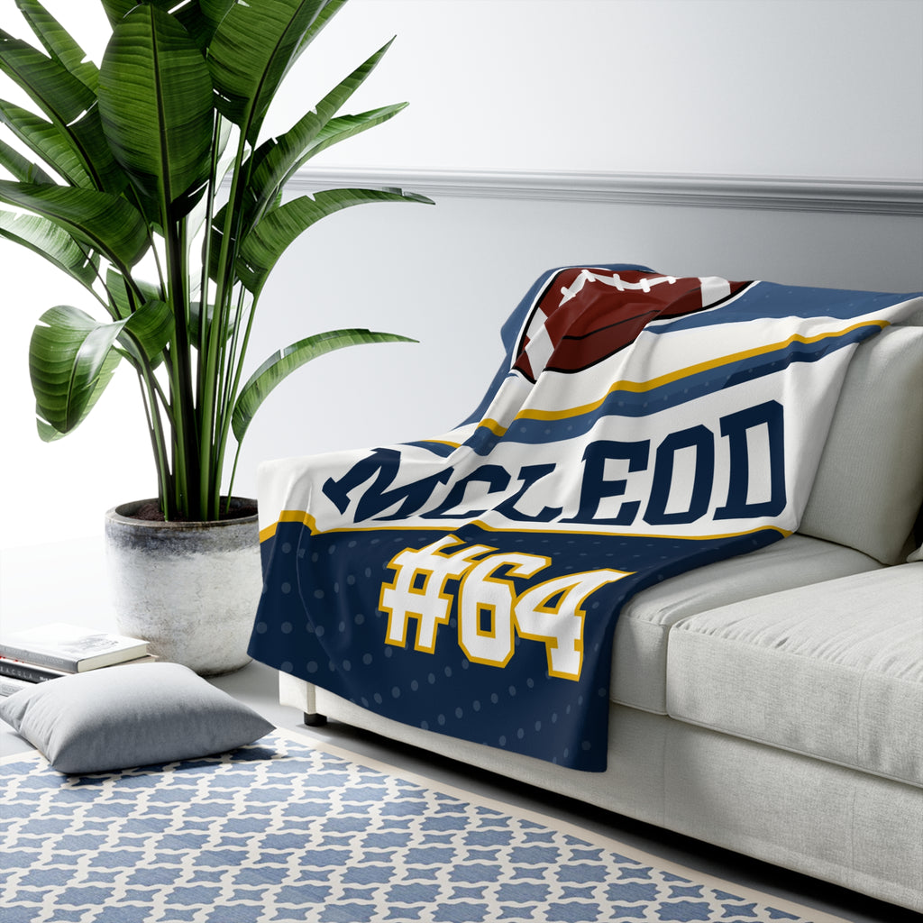 Football Sherpa Blanket – Personalized Comfort & Game-Day Warmth